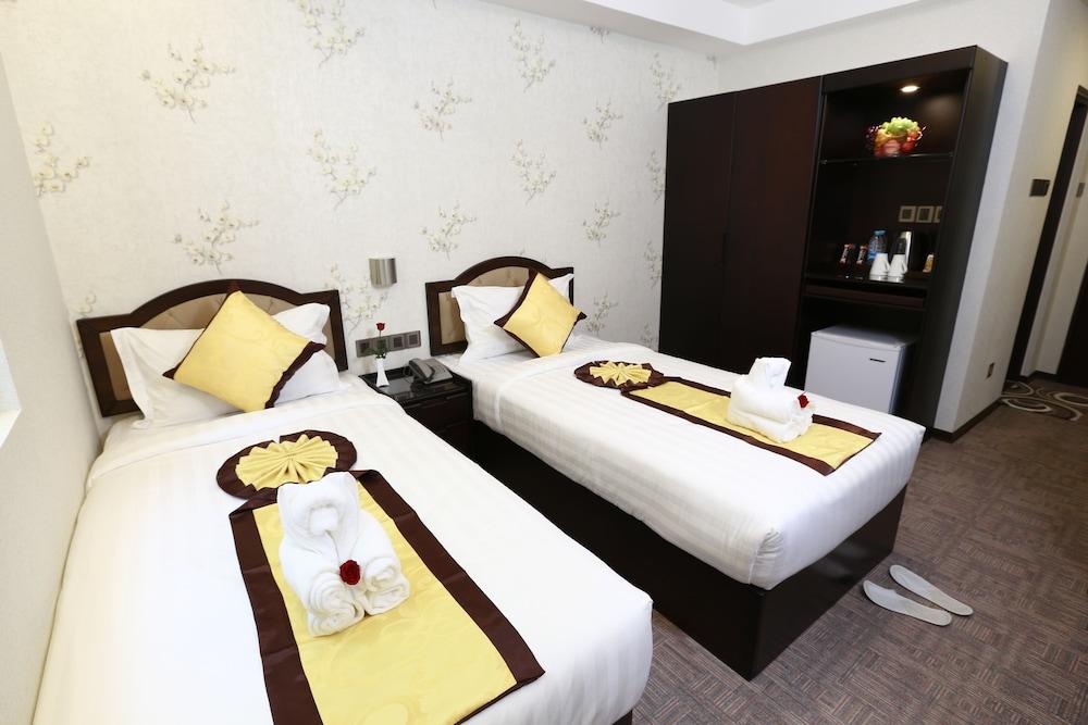 Rose Palace Hotel Yangon Exterior photo