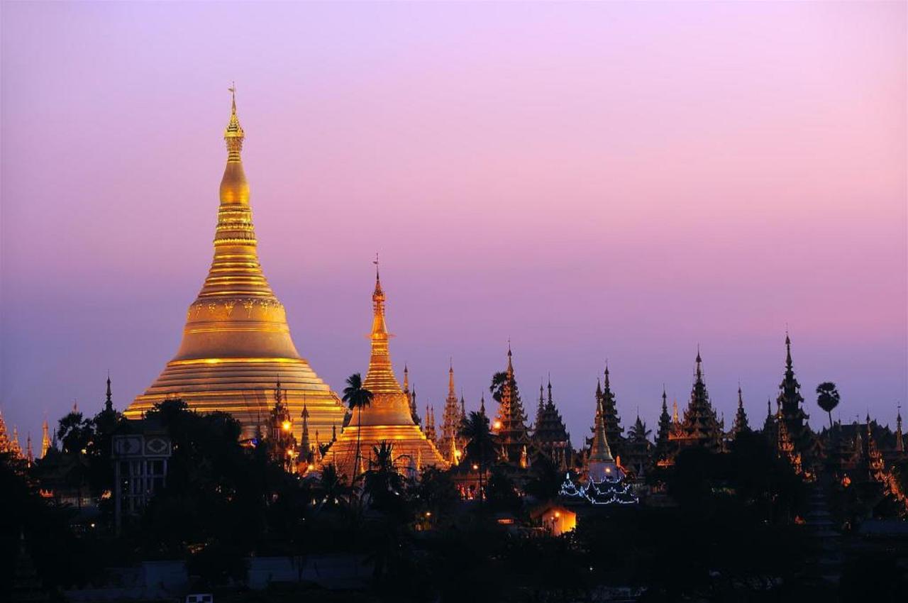 Rose Palace Hotel Yangon Exterior photo